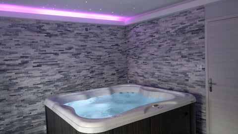 Maison avec parking privé sécurisé, 1 chambre, 1 salle de bains et toilettes, sa Bordeaux, France Villa jacuzzi intérieur Entire villa vacation rental 792947