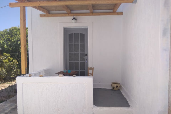 The room is located in a calm neighbourhood although it is very close to the cen  Stou Dimou Private room in cycladic house vacation rental 37955062