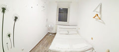 全新装修，安静舒适，价格实惠，<br /><br /><b>The space</b><br />全新装修，Xin Wo Home 位于维也纳老城区，第五区，距 Vienna, Austria Xin Wo Home 01 Private room in condo vacation rental 27288157