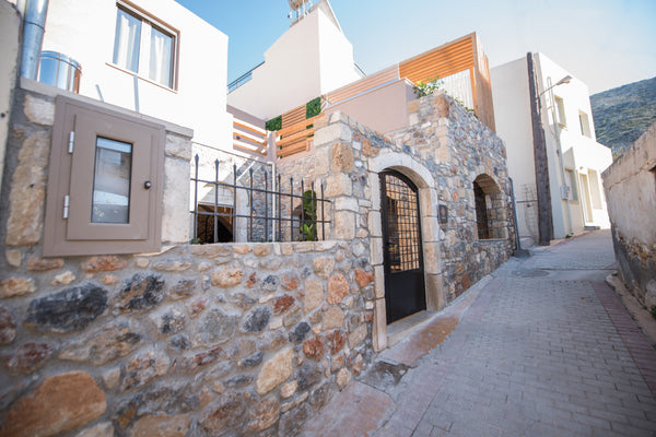 Relax in the quiet and elegant environment of our property. Enjoy the unique vie  ★ Stone built villa with pool/4 bedrooms Entire villa vacation rental 606429278958628885
