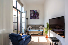 Keep it simple at this peaceful and centrally-located place.<br /><br /><b>The s Ambazac, France Vleurgat Terrace residence Entire serviced apartment vacation rental 634532847914531631