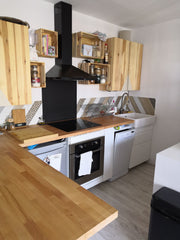 Appartement cosy, chalereux tout renové ! A 7min a pied du tram pour visiter Bor Pessac, France T2 cosy de 40m2 avec loggia  au coeur d'un Parc ! Entire condo vacation rental 35513182