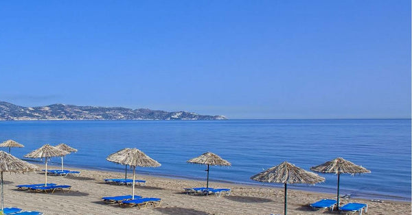 My place is good for couples, solo adventurers, and business traveler. Our apart  Self catering one bedroom apartments near the sea. Entire rental unit vacation rental 13670905