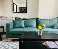 Rue Sainte- Catherine & Place de la Victoire.<br /><br />The flat can accommodat Bordeaux, France Appartement plein centre avec air conditionné Entire rental unit vacation rental 16306445