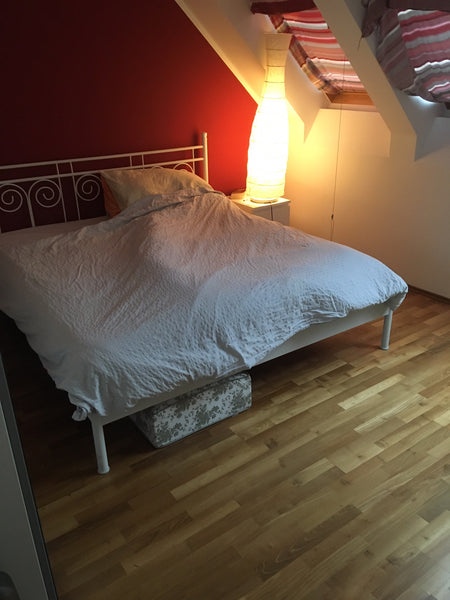 gemütliches Zimmer , ruhig , hell , leise.in dachgeschoss .. Cologne, Germany Schönes Zimmer Wien meidling 5 min vom Bahnhof  . Private room in rental unit vacation rental 39978185