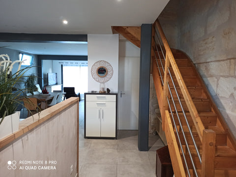 Échoppe récente de 120m2 comprenant 1 étage avec 3 chambres dont 1 suite parenta Carbon-Blanc, France Échoppe agréable,idéal pour séjour en famille. Entire home vacation rental 35006958