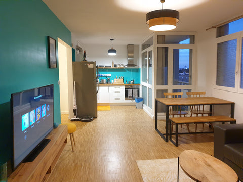 Appartement confortable et lumineux au 5 ème étage d'un immeuble de 6 étages. As Bordeaux, France Grand T3 Bordeaux(Begles) transport Entire rental unit vacation rental 43902583