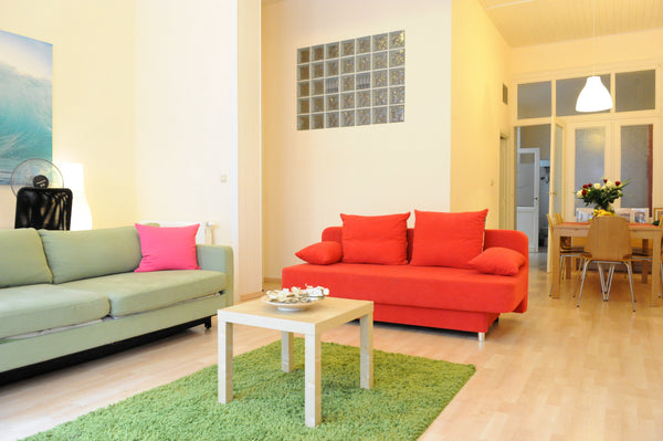 Spacious 2 bedroom apartment in the Centre of Brussels for up to 8 people. Free  Brussels, Belgium Center, spacious, quiet street 1-8p Entire rental unit vacation rental 1415158