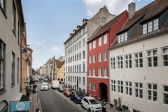 Du har nem adgang til caféer, barer og kulturelle hotspots med denne fine lille  Copenhagen, Denmark Cosy 2 room flat in beautiful old city center Entire condo vacation rental 50950311