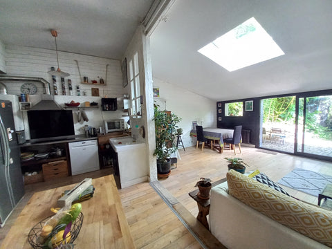 Ce logement paisible offre un séjour détente pour toute la famille. Profitez des Paris, France Échoppe et jardin dans Bordeaux Entire townhouse vacation rental 594002027940207527