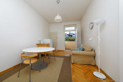 Spacious private apartment in calm great location. Apartment includes fridge. Lo Prague, Czechia Jiriho z Podebrad III. Entire rental unit vacation rental 628107373031165517