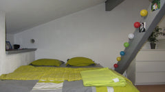 Chambre disponible dans appartement agréable. En face d'un arrêt de tram (ligne  Échallon, France Chambre sympa, proche centre ! Private room in rental unit vacation rental 9131213