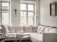 Welcome to the heart of Copenhagen, right next to Christiansborg Slots and Gamme  Classic Copenhagen flat in historical building Entire condo vacation rental 655518189757076016