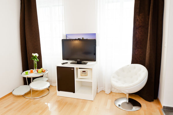 It is a 2-room spacious and modern apartment 35 m2 on the first floor, last time Vienna, Austria Climt Entire rental unit vacation rental 18300242