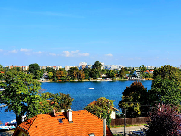 Enjoy a stylish experience at this fully furnished 2 bedroom apartment located i Vienna, Austria Two Bedroom Lake View Fully Furnished Apartment Entire rental unit vacation rental 51698922