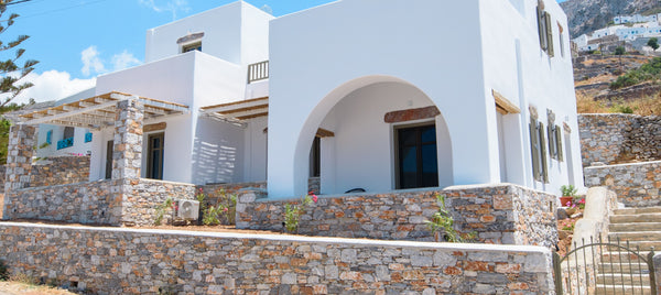A unique summer house with stunning sea view overlooking the bay of Aigiali and  Athens, Greece Katoikia Araklos II - Stunning view of Aigiali bay Entire vacation home vacation rental 12043660