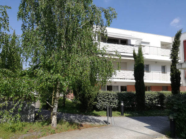 Résidence cocooning aux portes de Bordeaux. Appartement meublé non classé T1 bis Bruges, France Appartement cocooning aux portes de Bordeaux Entire rental unit vacation rental 24889793