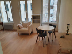 Gerenoveerd en lichtrijke studio van 40 vierkante <br />Gelegen in de Boudewijns Lier, Belgium Newly renovated Studio for short term rent Entire condo vacation rental 668184779266171610