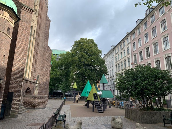 Luxurious large flat in a beautiful old building in old town Copenhagen on Nikol Geneva, Switzerland Luxury 4 bedrooms & 2 bathrooms flat in old town Entire rental unit vacation rental 51504789