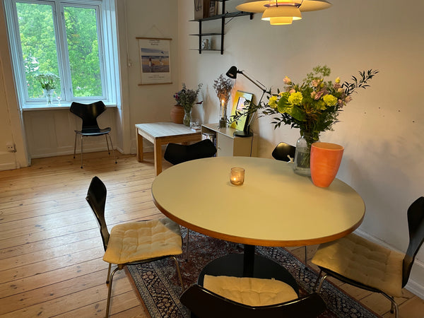 Nyd det simple liv i denne fredelige og centralt beliggende bolig i det bedste o Copenhagen, Denmark Skøn lejlighed med gårdhave i stefansgadekvarteret Entire rental unit vacation rental 638353141684448273