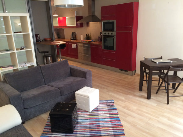 Just get out of the apartment and walk in the lively center of Bordeaux. Bordeaux, France Appartement quartier Saint-Pierre, Bordeaux centre Entire rental unit vacation rental 19179242