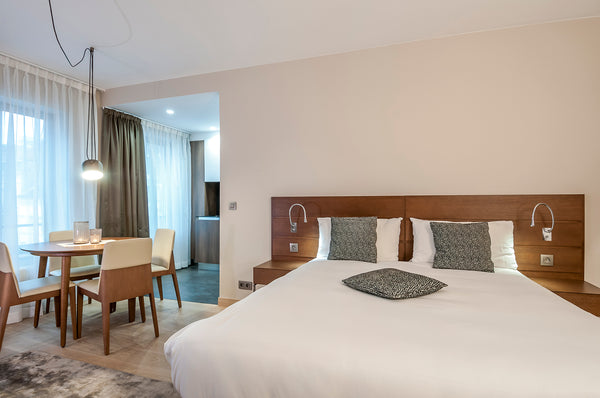 Récemment remis à neuf, le studio est agréablement aménagé avec du matériel de q Brussels, Belgium STUDIO FULLY FURNISHED LOUISE AREA Entire condo vacation rental 47303225