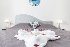 A fabulous studio to choose for your vacation in Santorini. <br />A small condo   Junior Studio with Spa Bath By Ladas Pyrgos Room in serviced apartment vacation rental 38538459