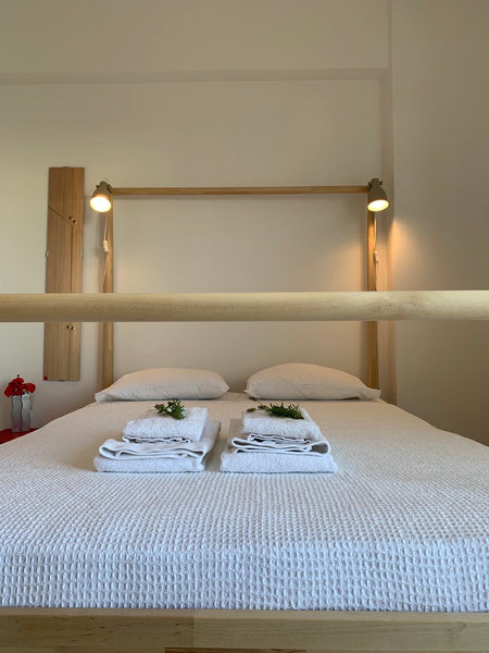 Enjoy your holidays in a beautiful city of Crete, Rethymnon. In a comfortable ap Heraklion, Greece Apartment For 3 Ppl With Sea View In Crete Entire condo vacation rental 656146000808315084