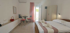 Comfortable studio in the heart of Matala. Located in the center you are close t  Platia Studios Pano, in the heart of Matala Entire vacation home vacation rental 630186013129207556