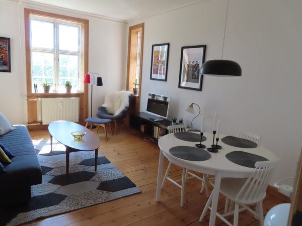 Lovely apartment on the 2nd floor with nice balcony by the bedroom. All necessit Denmark Nice apartment with 10 min to Town Hall Square. Entire rental unit vacation rental 39186014