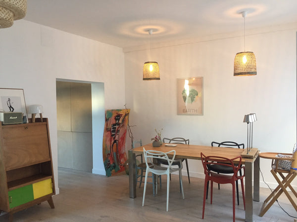 Duplex rénové 75 m2, <br />au calme <br />Quartier Palais de Justice <br />2 cha Bordeaux, France Duplex tout juste rénové, au calme, centre ville. Entire rental unit vacation rental 43905139