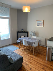 Nice and new apartment at "Barrière de Begles". Lovely place for food shopping a Bègles, France Suite in Bègles near Bordeaux Train station Entire rental unit vacation rental 31666253