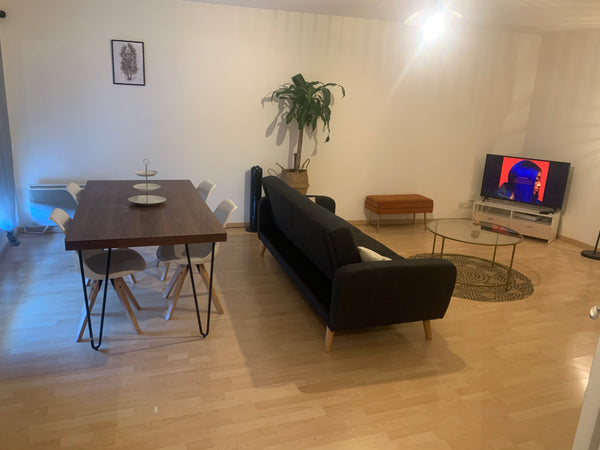 Bonjour et bienvenu dans ce bel appartement lumineux 85 m2 avec une grande chamb Le Mans, France Appartement spacieux Entire condo vacation rental 49085345