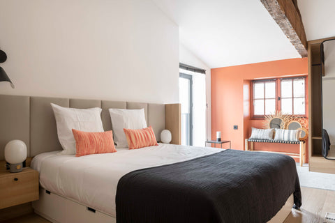 Auberge de jeunesse trendy, chic et cool, Central Hostel, propose les meilleurs  Bordeaux, France Central Hostel Bordeaux - Chambre Double Deluxe Private room in hostel vacation rental 33469777