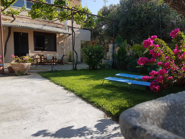 Elia Guesthouse is located in the traditional village of Drapanias, in the munic Peristeri, Greece Elia Guesthouse Entire guesthouse vacation rental 24671789