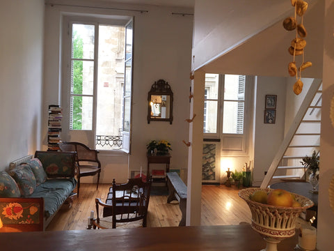 Appartement dans l’hyper centre de bordeaux au deuxième étage d’un immeuble en p Bordeaux, France Appartement de charme en plein cœur de bordeaux Entire rental unit vacation rental 33917528