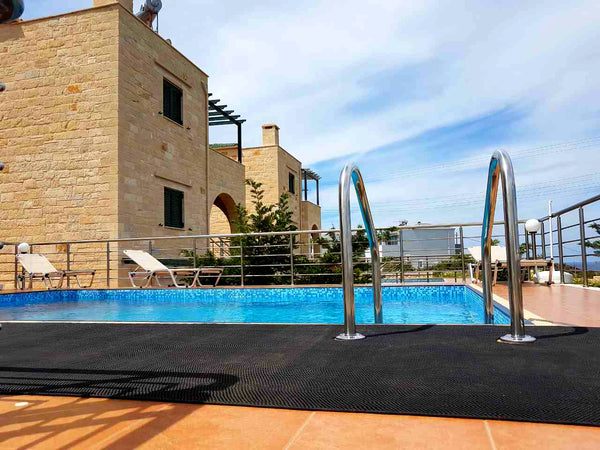My house is close to nightlife , public transport , airport and city center . My Thessaloniki, Greece Villa Sofia Entire villa vacation rental 13454782
