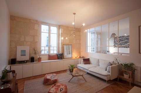 Situé en centre-ville et à proximité du Jardin Public et du célèbre quartier des Bordeaux, France New ✦ Bel appartement - Jardin Public / Chartrons Entire rental unit vacation rental 31164109