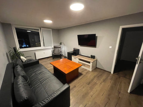 55m^2 renewed and stylish apartment in Chodov area.<br />Direct metro line would Prague, Czechia Renewed 1-bedroom apartment with free parking Entire condo vacation rental 653634400681776605