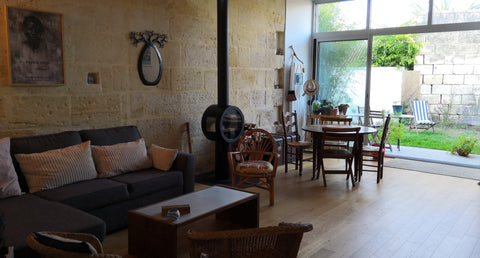 Jolie échoppe rénovée, lumineuse, au calme, toute proche du quartier Nansouty et Bordeaux, France Maison de ville chaleureuse, lumineuse avec jardin Entire townhouse vacation rental 2888908