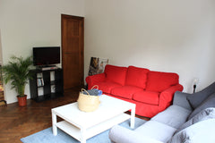Appartement en plein quartier historique de Bruxelles, à deux pas de tous les qu Brussels, Belgium Appartement plein centre dans un quartier vibrant Entire rental unit vacation rental 50062910