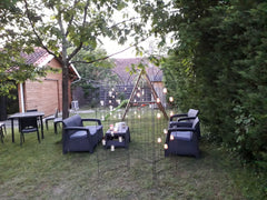 Grde chambre avc salle de bain séparée, neuve avc vue sur jardin sans vis a vis. Villenave-d'Ornon, France Chambre-studio meublée neuve calme proche Bordeaux Tiny home vacation rental 28113483