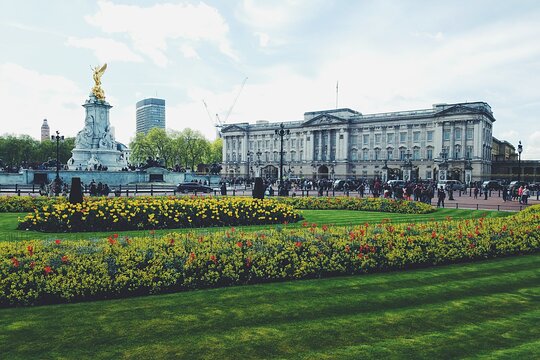 Small Group Royal Westminster Tour with Buckingham Palace Entrance Ticket  Private Tours and Travel Guide Europe London CITY London Destination Tour