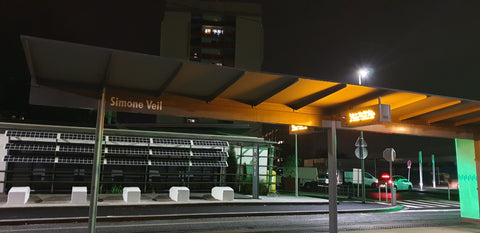 Chambre meublée avec salle d'eau partagée dans une maison familiale entourée d'u Meudon, France Chambre dans maison familiale avec jardin . Private room in home vacation rental 23713579