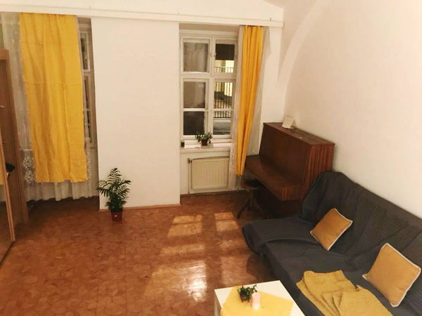 Looking for a specious and cozy flat in an old local architecture at city center Taipei, Taiwan Private room near Train Station HBF & Belvedere Private room in rental unit vacation rental 22812514
