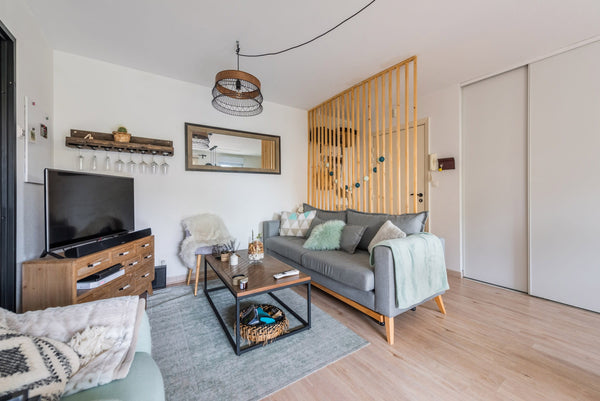 Superb apartment of 44 sqm with terrace and garden in the city of Talence. With  Mérignac, France CHARMING AND BRIGHT APARTMENT NEAR BORDEAUX CITY CENTER Entire rental unit vacation rental 39608006