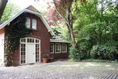 Charming Cottage surrounded with greenery in the district of Uccle(Observatory). Uccle, Belgium Charming cottage in a green scenery Entire guesthouse vacation rental 7387050