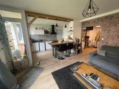 Mon appartement vient d'etre refait a neuf, a la decoration industrielle et mode Bordeaux, France T2 de charme au coeur de Bruges á 2 pas duTram&Bus Entire condo vacation rental 21786594