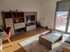 Pour affaire, pour découvrir Bordeaux, ou tout simplement de passage, venez déco  Appartement récent, Bordeaux Bastide, avec parking Private room in condo vacation rental 54076215