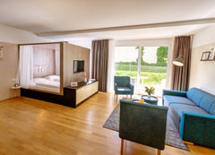 8 Minutes to vienna city !<br /><br />The Serviced Apartments OrchideenPark are  Vienna, Austria Studio - Apartment - 1190 / 54m² Entire serviced apartment vacation rental 2293380